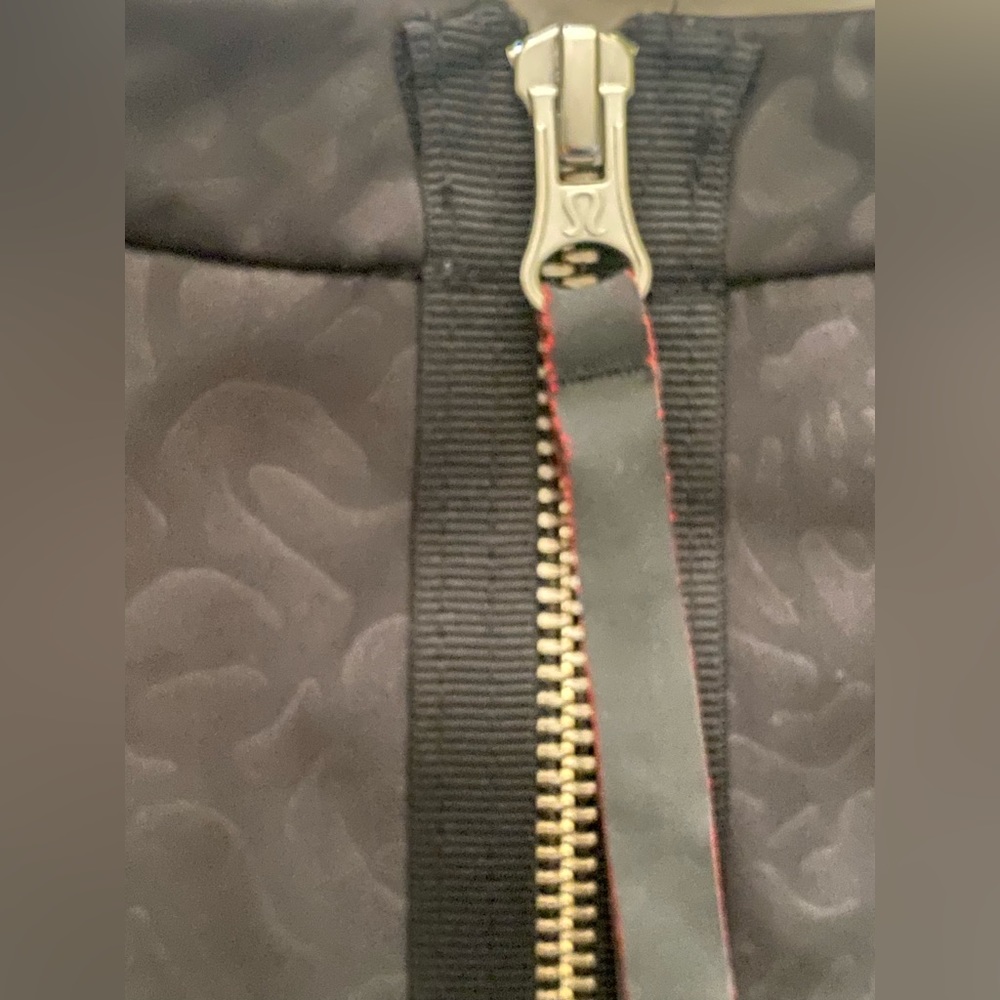 Lululemon Jacket - Picture 5 of 6